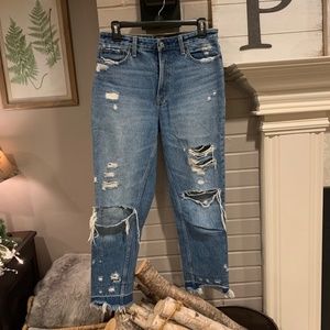 Abercrombie Annie high-rise Girlfriend Jean